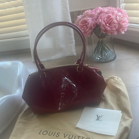 Louis Vuitton handbag - Picture 1 of 7